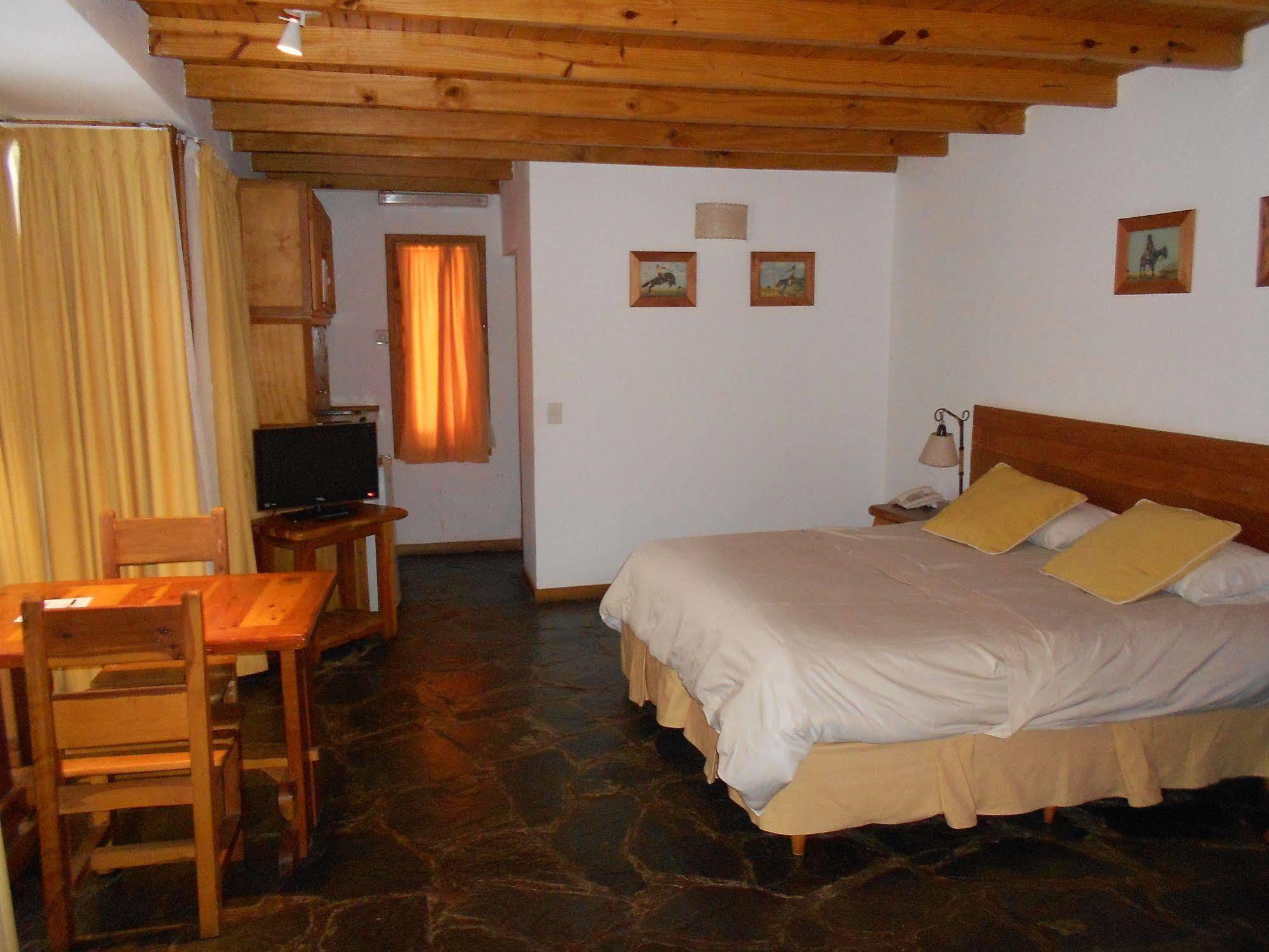 Sofia Lodge *